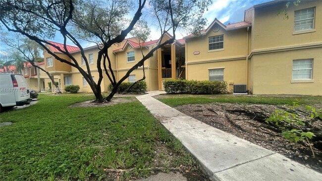 Building Photo - 18326 NW 68th Ave Unit E Rental