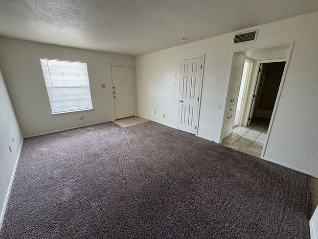 Photo - 1106 Eastside Dr Unidad A