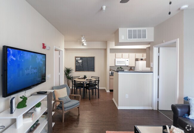 2BR, 2BA - 760 SF