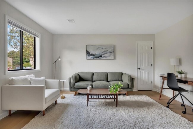 Building Photo - McGregor Village Rental