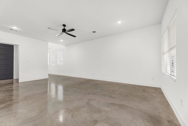 Photo - 3008 Alpha Wolf Ct