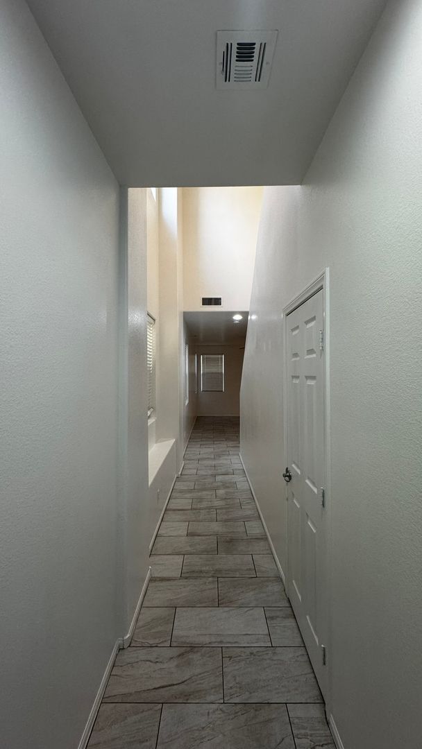 Photo - NW 3 BDRM Plus Loft
