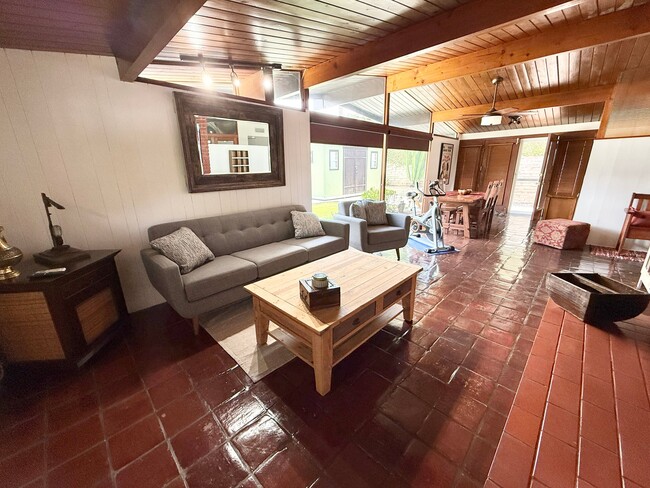 Photo - 9000 Stanmoor Dr