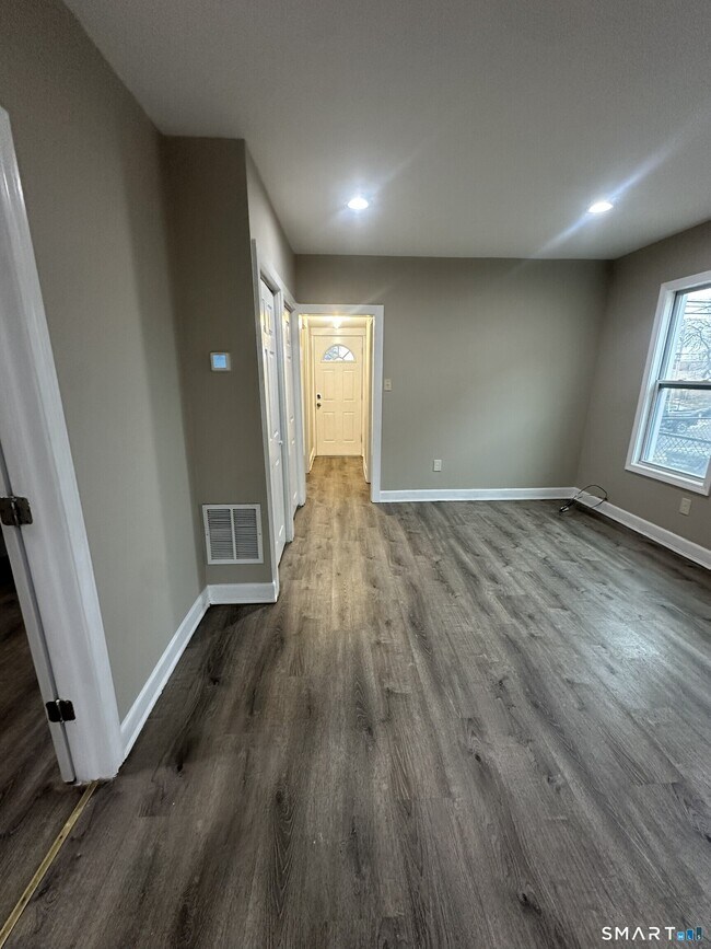 Photo - 179 Orland St