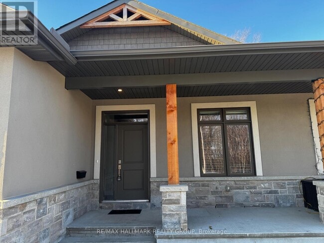 Photo - 1497 Flanders Rd