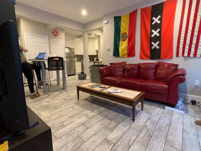 Photo - 78 Linden St Unit 1