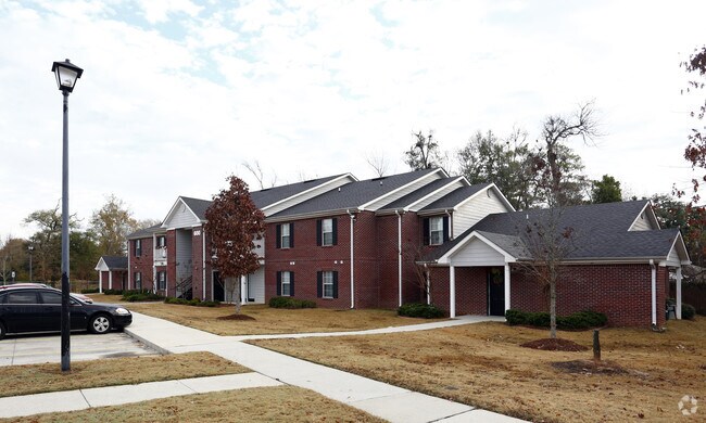 Photo - Pecan Cove Apartments