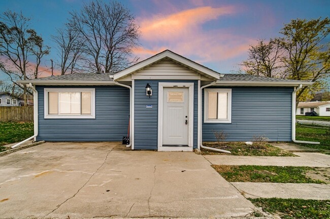 Building Photo - 542 S Wayne St Rental