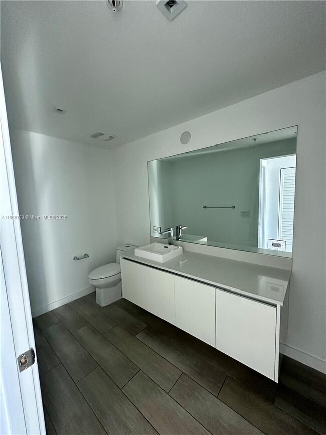 Photo - 1600 SW 1st Ave Unit 605