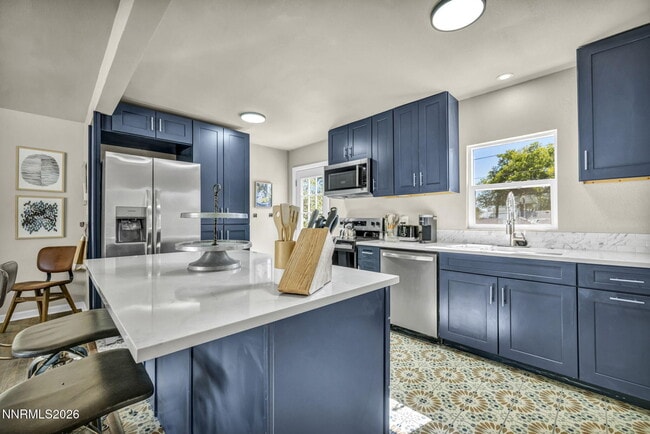 Photo - 1678 Ordway Ave