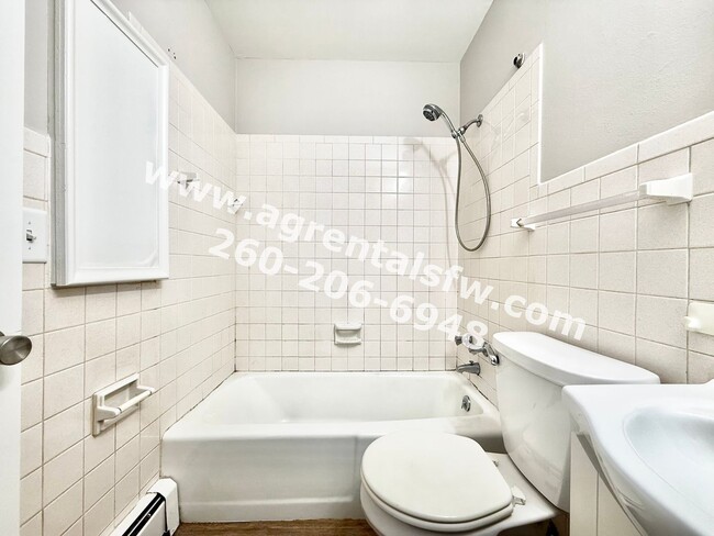 Photo - 901-931 West Brookwood Court Unidad 909 W Brookwood Ct