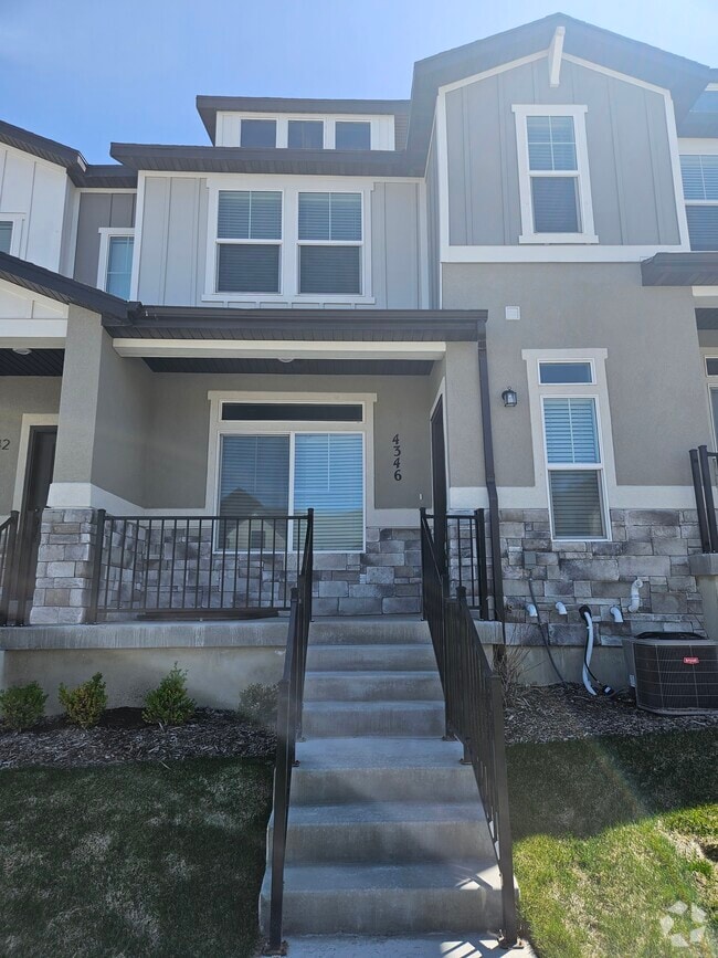 Building Photo - 4350 W Dixon Way Rental