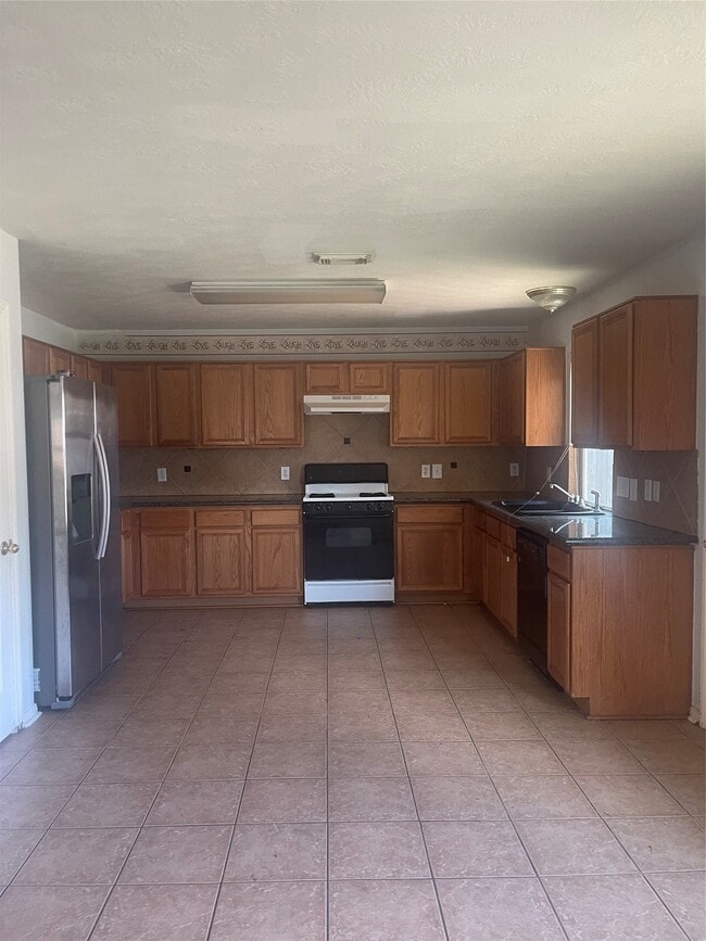 Photo - 20823 Oak Rain Ct