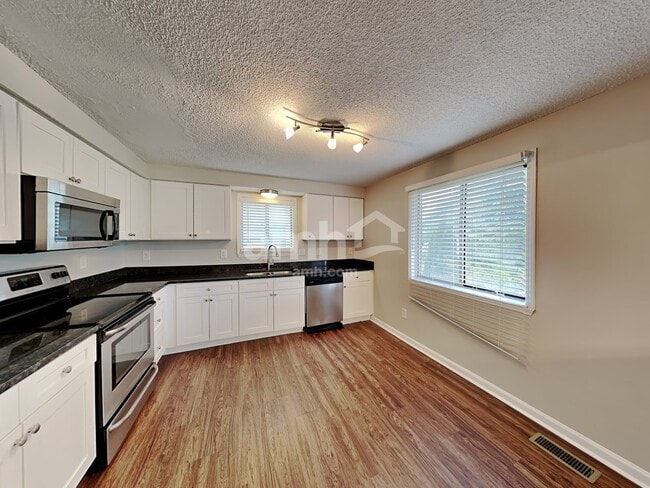 Photo - 3309 Stadler Dr