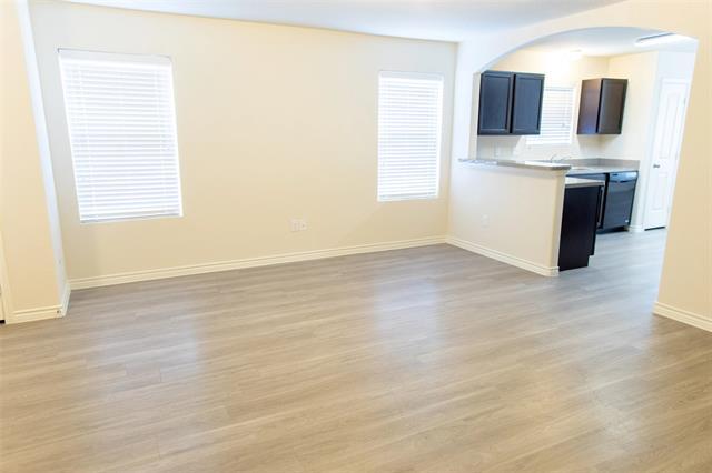 3953 Tarpon Springs Dr