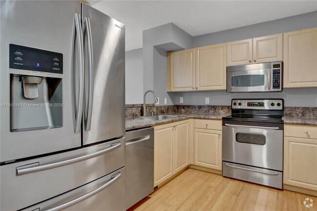 Building Photo - 609 E Sheridan St Unit 108 Rental
