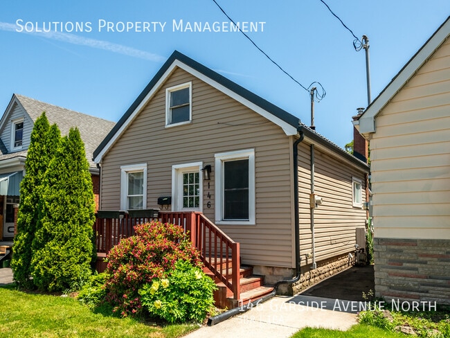 Building Photo - **Charming 1.5 storey, 3 bedroom home**