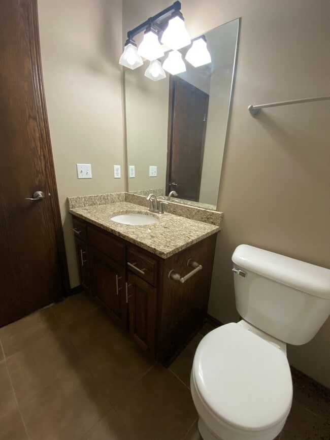 Photo - Gorgeous Elkhorn 4 Bed 3 Bath Home!