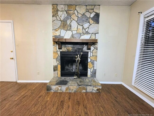 Photo - 1861 Tryon Dr