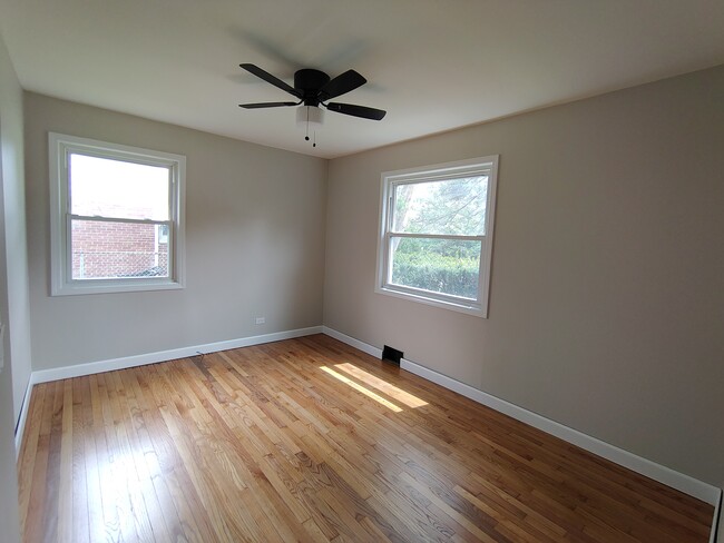 Photo - 728 E Hawley St