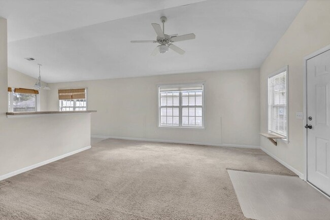 Photo - 2029 Jackson St