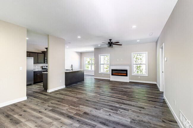 2BR, 2BA