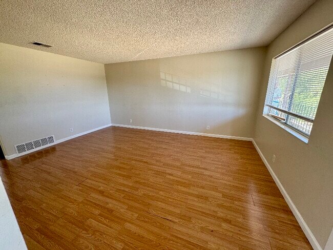 Photo - 3609 Fairview Dr Unidad 3