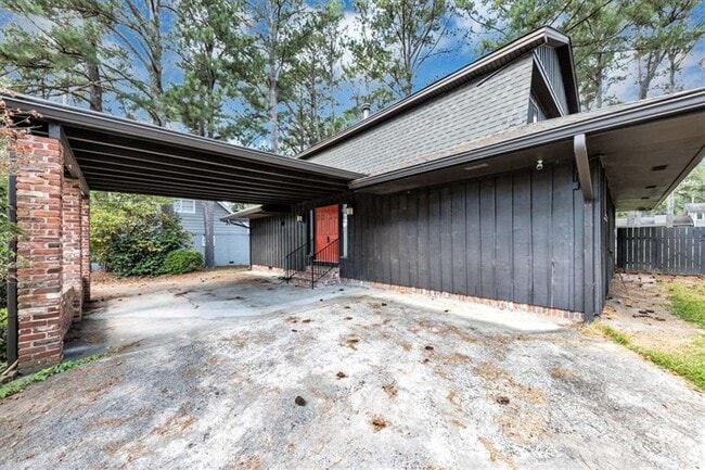 Photo - 3215 Redona Dr