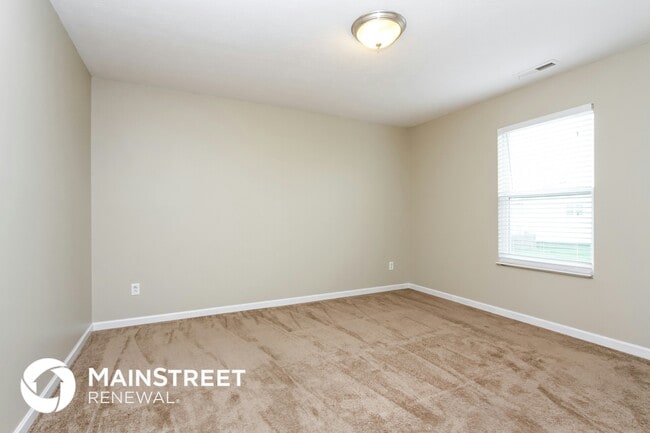 Photo - 2261 Rosswood Blvd