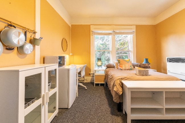 Photo - 2332 Fulton St