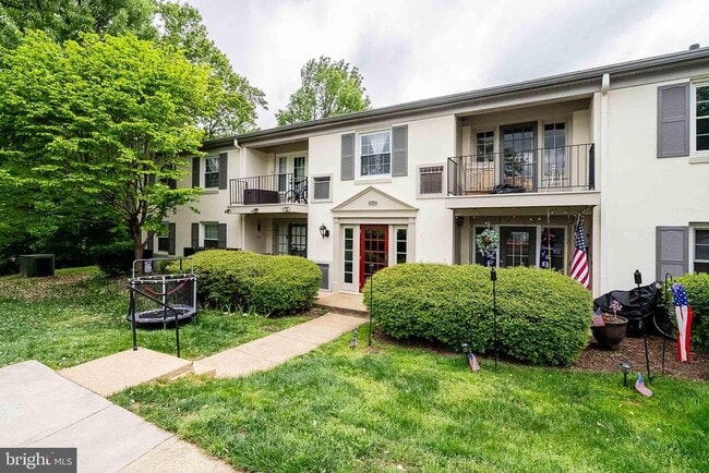 Building Photo - 8354 Dunham Ct Unit 655