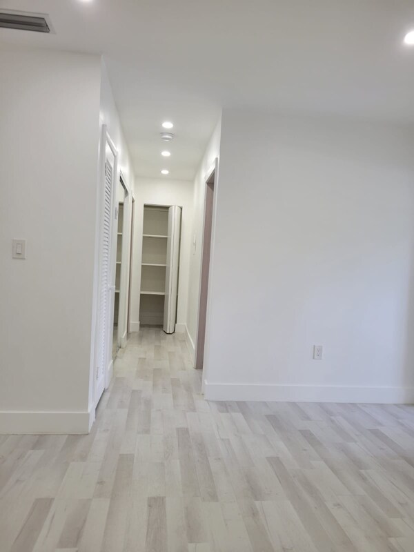Photo - 2174 NE 170th St