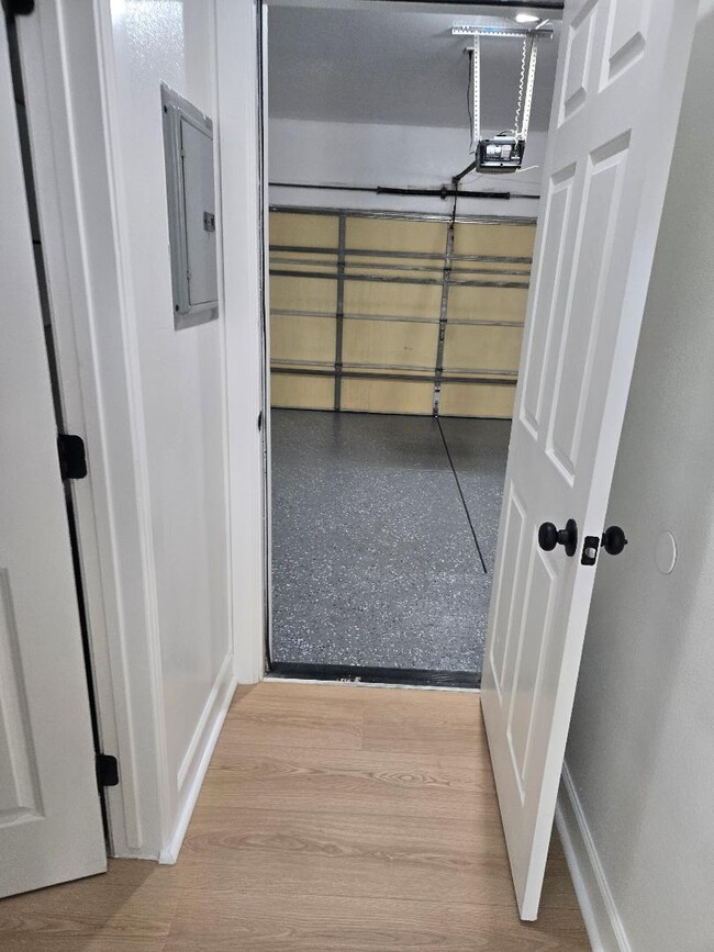 Photo - 418 E Hardy St