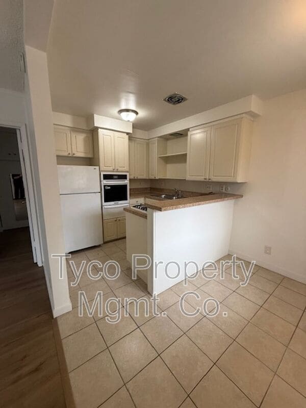 Photo - 152 Third Avenue