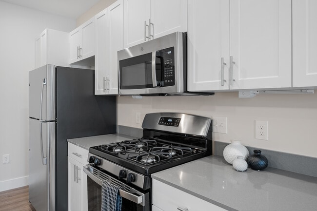 Harmony Lake Apartment Homes