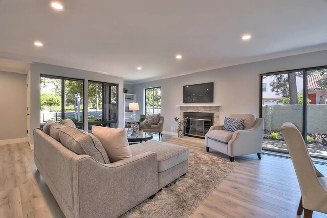 Photo - 494 Lassen St