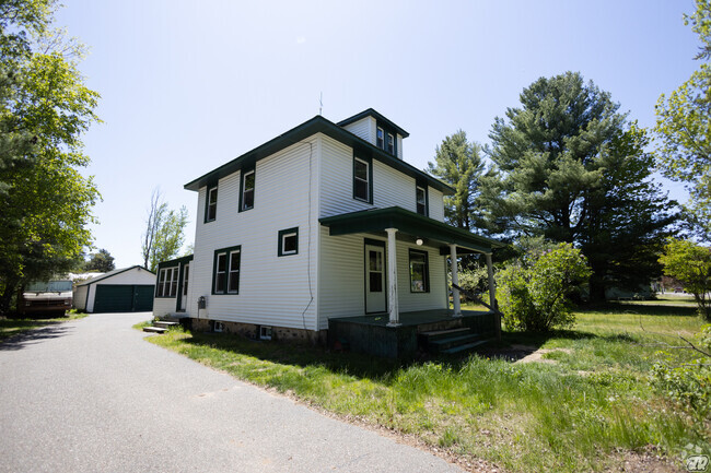 Building Photo - 216 Silver Creek Rd Rental