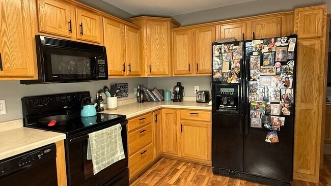 Photo - 12502 43rd St NE