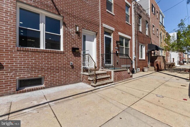 Photo - 1226 S 22nd St Townhome