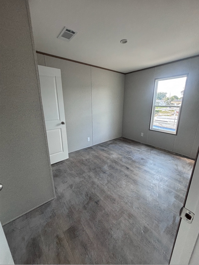 Photo - 7480 SE Eagle Ave