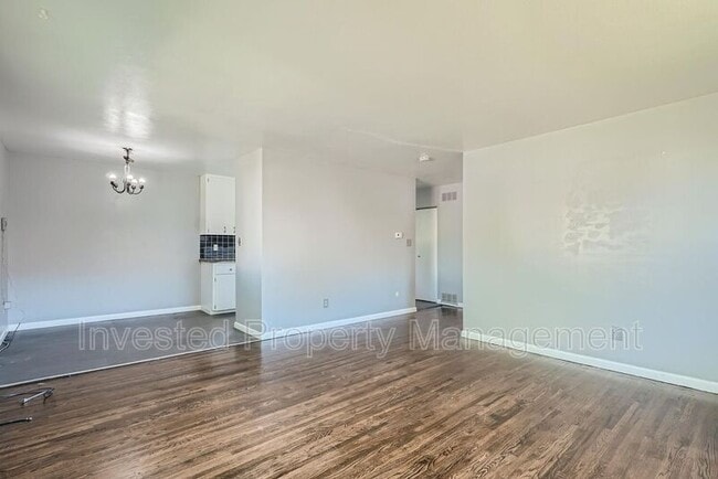 Photo - 1060 S Decatur St