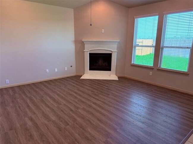 Photo - 18935 Deer Trace Dr