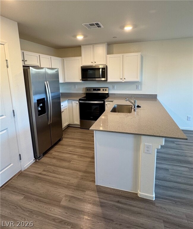 Photo - 10920 Rollingford Ave