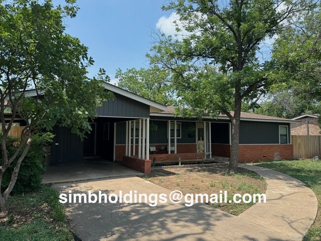 Building Photo - 2830 Colorado Ave