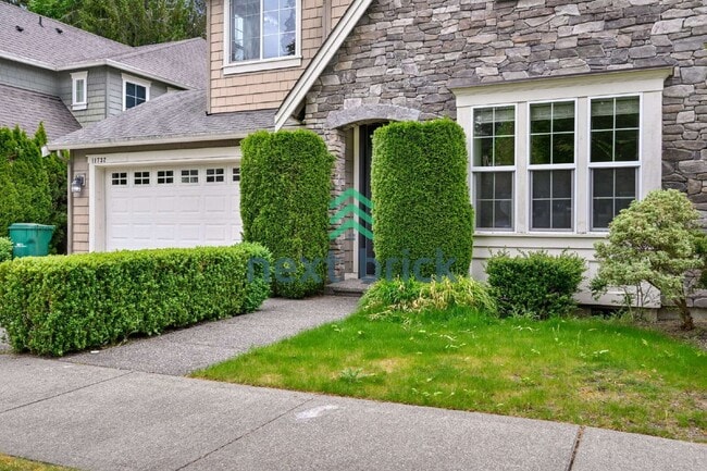 Photo - "Charming 4-Bedroom Retreat in Redmond: Spacious 2,540 Sq Ft Home with 2.5 Baths!"