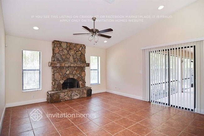948 SW Abingdon Ave