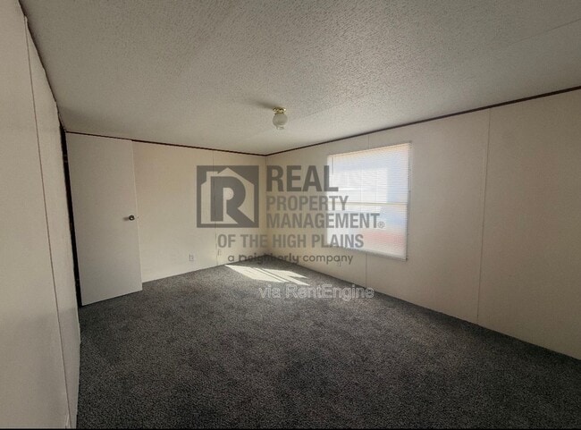 Photo - 8230 Upton Rd