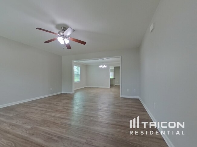 Photo - 543 Connecticut Ave