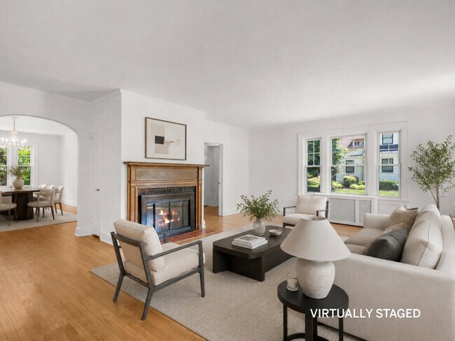 Photo - 121 Walworth Ave