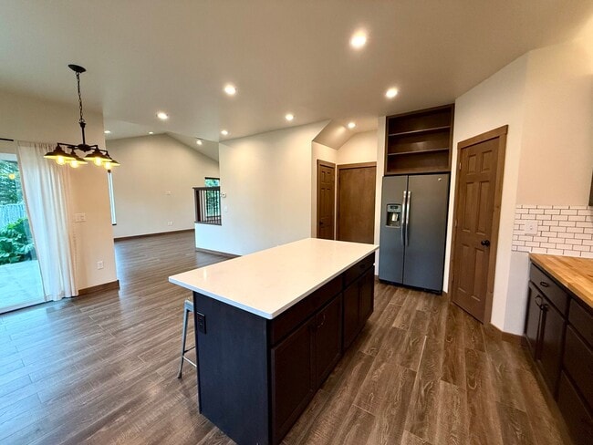 Photo - LIKE NEW K-BEACH HOME!